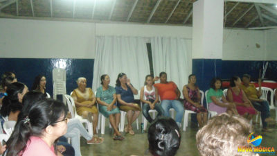 CRAS realiza roda de conversa com grupo de mulheres