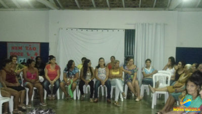 CRAS realiza roda de conversa com grupo de mulheres