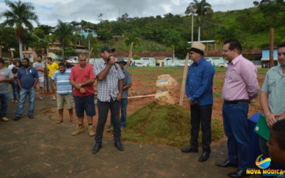 Lançamento da Pedra Fundamental da Construção da Prefeitura Municipal na Praça Filomeno Cardoso.