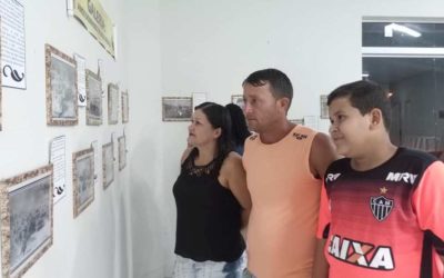 Galeria Anos Dourados de Nova Módica é exposta no Centro de Convenções Municipais